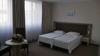 Отель Hotel Mieszko Гожув-Велькопольски Двухместный номер «Премиум» с 1 кроватью или 2 отдельными кроватями-5